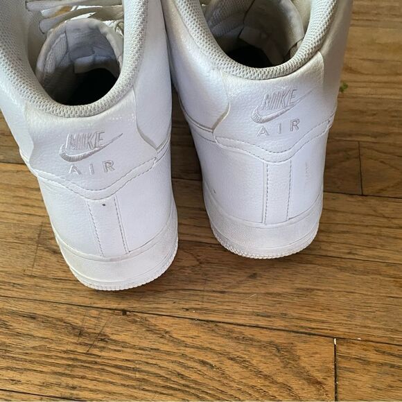 NIKE SNEAKERS  - Picture 3 of 8